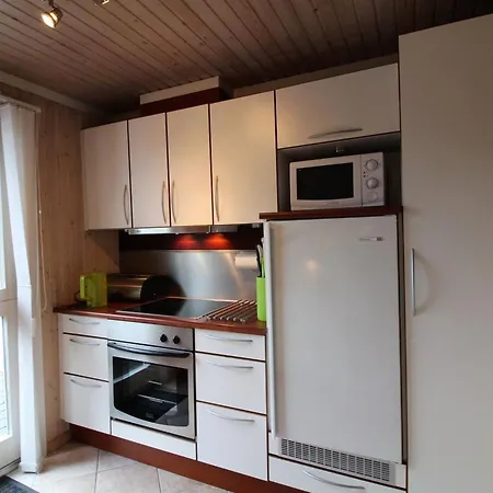 Vakantiehuis Atla - 2-5km From The Sea By Interhome